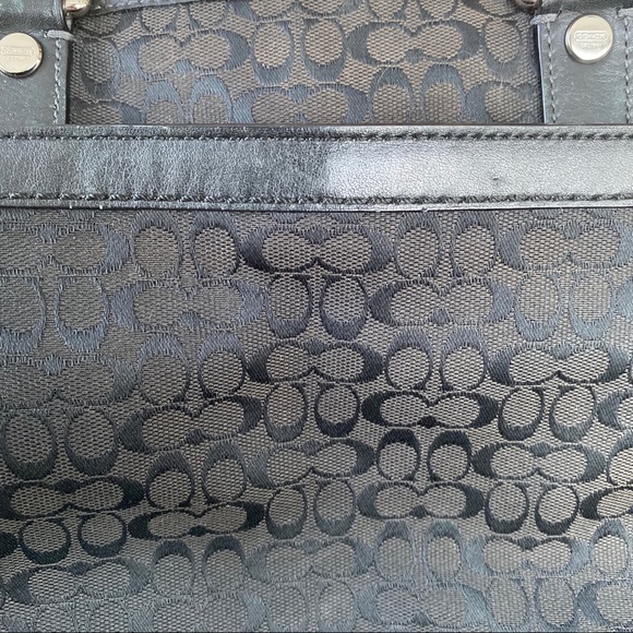 Coach Tote Bag - Picture 4 of 15